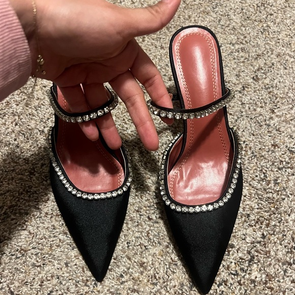 no brand Shoes - Black pointed toe heels with rhinestone detailing